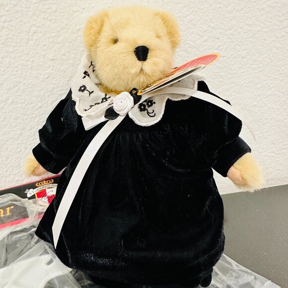 Muffy Vanderbear Portrait Black and White Outfit and Bear Vintage 1996 - Picture 1 of 4
